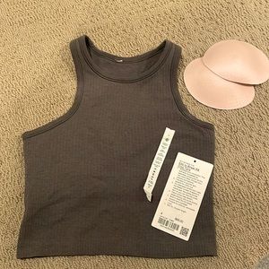 Lululemon ebb to street crop size 4